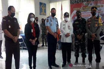 Bupati Tabalong pantau pelaksanaan vaksinasi