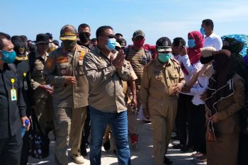 Bupati Buton Selatan genjot infrastruktur pendidikan tingkatkan kualitas siswa
