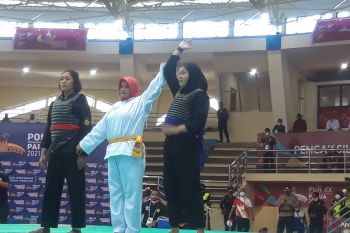 PON XX Papua : Juara dunia silat Rizka Andini singkirkan wakil tuan rumah