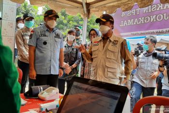 Dirjen Bina Pemdes apresiasi gerai vaksinasi COVID-19 di Pilkades Tangerang