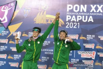PON XX Papua - Tim putra Jatim-1 rebut emas voli pasir usai kalahkan NTB-1