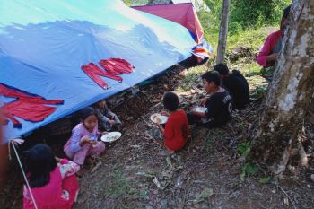 DMC Dompet Dhuafa buka pos hangat hingga dapur umum di Walenrang Utara