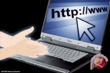 Warga Lengkiti OKU Sumsel kesulitan akses internet