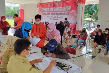 Dinkes Magelang genjot vaksinasi COVID-19 dosis  pertama