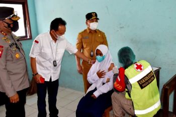 Pemprov Kalteng terus gencarkan vaksinasi pelajar dukung PTM terbatas