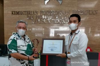 Pemkab Bangka Barat dapat penghargaan layak anak