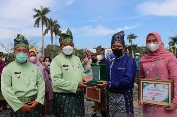 Majukan pendidikan di Siak, Tanoto Foundation terima penghargaan