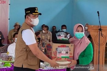 Pemkab Konawe Utara salurkan 3.100 paket sembako bagi warga