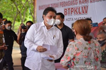 Airlangga: Penyaluran Bantuan Tunai PKL dan Warung di NTB paling cepat