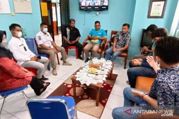Tertangkap tangan buang sampah ke sungai, warga Payakumbuh dapat peringatan tegas