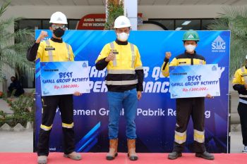 Semen Gresik ganjar P4L Awards desa dengan Ketahanan Pangan Terbaik 2021