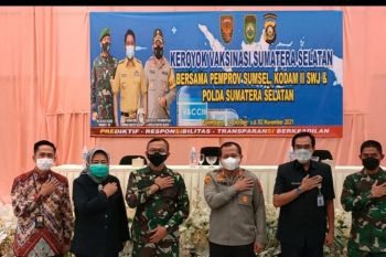 Polda Sumsel dukung pelayanan 'keroyok vaksin' percepat kekebalan komunal