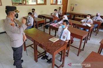 Polisi Tinjau Pembelajaran Tatap Muka