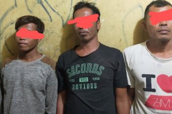 Polisi tahan tiga orang terduga penjarah kapal karam