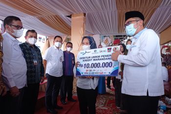Begini cara Bank Nagari beri solusi bagi pedagang dalam melawan rentenir