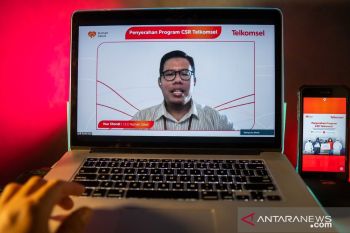 Telkomsel dan Rumah Zakat Salurkan Bantuan APD-Sembako Tenaga Kesehatan-Pemulasaraan Jenazah COVID-19 di Indonesia
