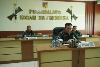 Pangdam XIII/Merdeka Berikan Kuliah Umum Kepada Mahasiswa FEB Unsrat