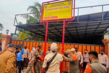 Satpol PP kembali segel Sekretariat Ahmadiyah