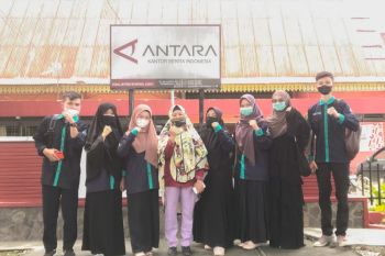 Cari tahu kiat-kiat jurnalistik, 8 mahasiswa UNRI sambangi ANTARA Riau