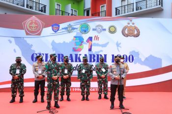 Kapolri berikan apresiasi bakti sosial dan vaksinasi massal Akabri 1990