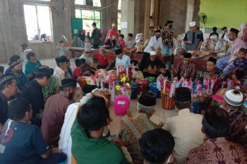 Pemangku adat : Kirab Maulid turut mendukung sektor pariwisata Maros