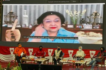 PDIP usul tutup semua pesantren seluruh Indonesia hoaks