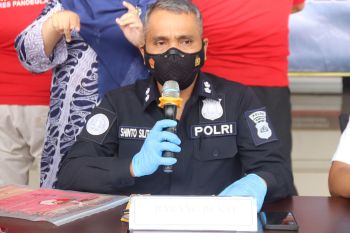Polisi tangkap Kades diduga korupsi dana desa di Pandeglang