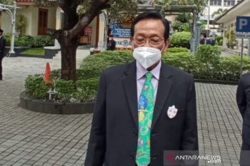 Sultan HB X meminta kasus COVID-19 di sekolah cepat ditangani