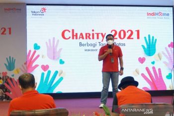 Telkom Regional VII salurkan bantuan Rp60 juta bagi warga terdampak COVID-19