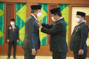 SematkanSatyalencana, Paman Birin Ingatkan PNS Tingkatkan kinerja
