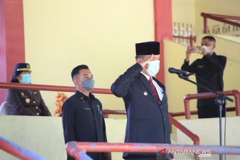 Saat upacara Sumpah Pemuda, Bupati Pessel ajak kaum muda bersama lakukan ini
