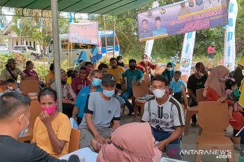 Bupati Bangka Tengah ajak pemuda sukseskan program vaksinasi COVID-19