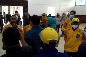 Hari Sumpah Pemuda di NTB diwarnai keributan pembagian bonus atlet PON