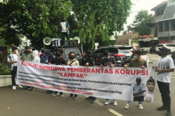 Kejaksaan Agung diminta usut dugaan korupsi Pelabuhan Tanjung Api Api