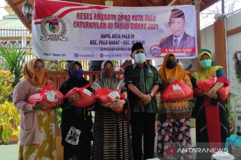 Warga  sampaikan aspirasi pada reses anggota DPRD Palu