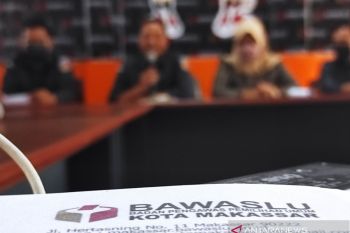 Bawaslu Makassar dukung program pencanangan Zona Integritas