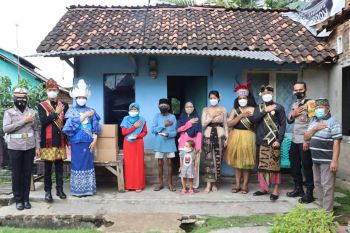 Ditlantas Polda Lampung gelar baksos peringati Hari Sumpah Pemuda