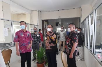 Kabupaten Gorut studi tiru layanan perizinan di Tomohon