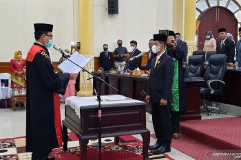 DPRD Pariaman lantik PAW Wakil Ketua masa jabatan 2019-2024