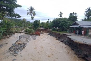 Sungai meluap, tiga gampong  Tangse  Pidie Aceh terendam banjir
