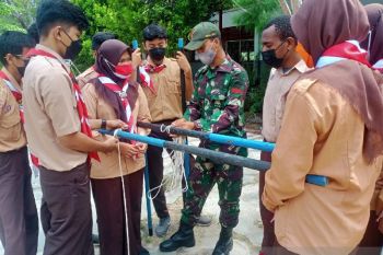 Satgas TNI Yonif 131 latih kegiatan Pramuka di perbatasan RI-PNG