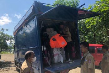Dinsos Sulsel salurkan bantuan untuk korban angin puting beliung di Barru