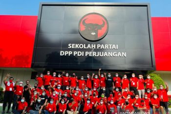 DPD PDIP serahkan capres-cawapres kepada  Megawati