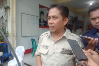 Soal ganti Ketua DPRD itu kewenangan partai dan tak bisa ke ranah hukum, tegas Gerindra