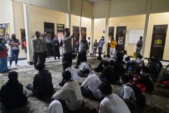 Polisi Jambi amankan  29 orang pelajar yang hendak tawuran