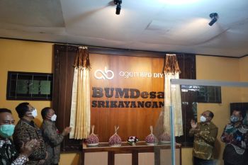 BPD DIY gandeng BUMDes Srikayangan meluncurkan "Agen BPD DIY"