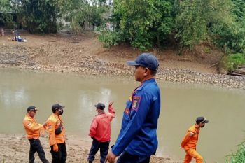 BPBD Tangerang imbau  warga tinggal di bantaran sungai waspada banjir