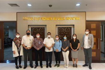 Dua calon pekerja migran Indonesia mengadu ke Kantor Sekretariat Presiden