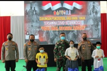 Polda Sumsel beri dukungan psikososial kepada anak-anak korban COVID-19
