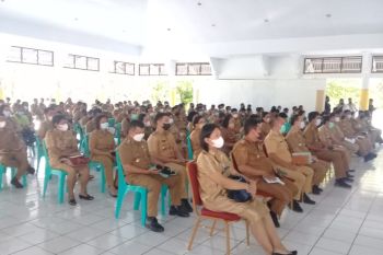 Pemkab Kepulauan Sangihe targetkan 80 persen warga sudah tervaksin akhir 2021